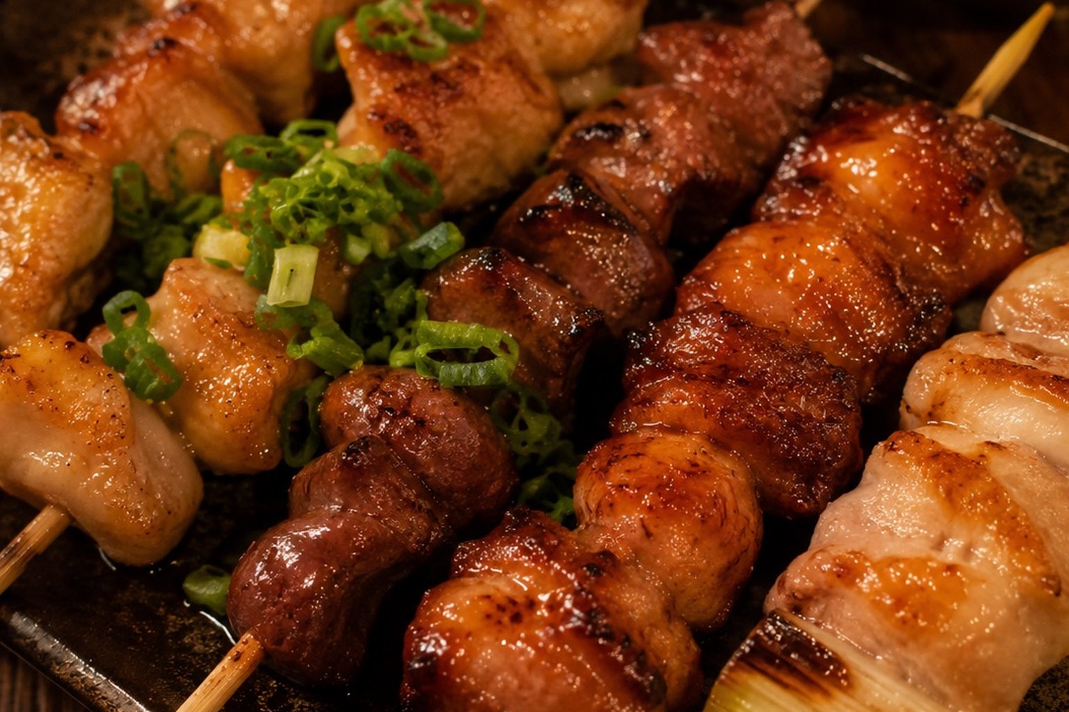 日本酒と焼酎（イメージ）